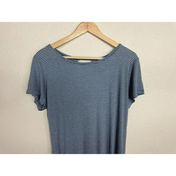 Everly T Shirt Dress Size Large Long Striped Blue White Textured Short Sleeves - Picture 4 of 10